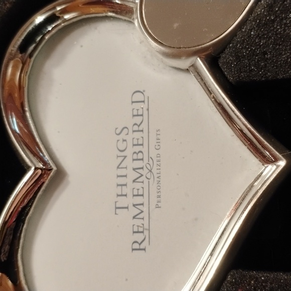 Personalized Silver Heart Frame Miss Cynthia Dead Stock In Box Things Remembered - Picture 1 of 16